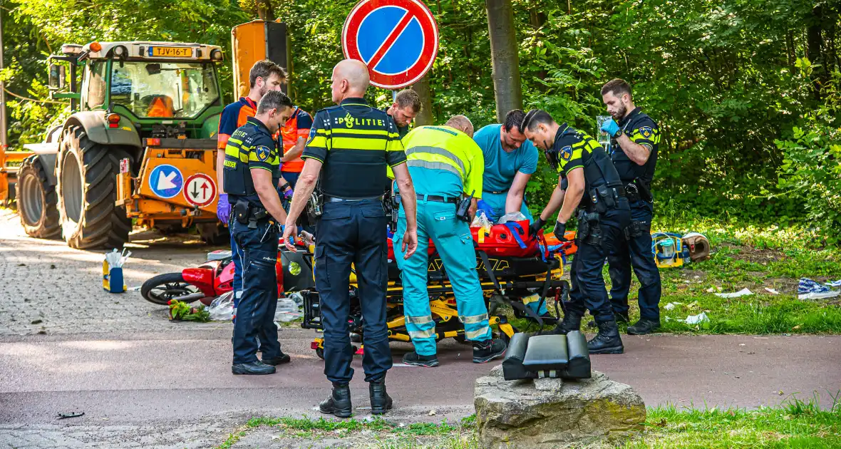 Meerdere slachtoffers ernstig gewond bij aanrijding - Foto 6