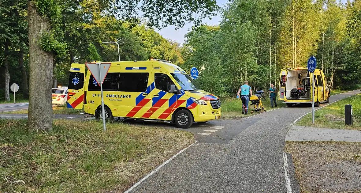 Scooterrijder ernstig gewond na harde val