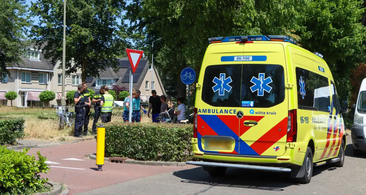 Twee fietsers in aanrijding