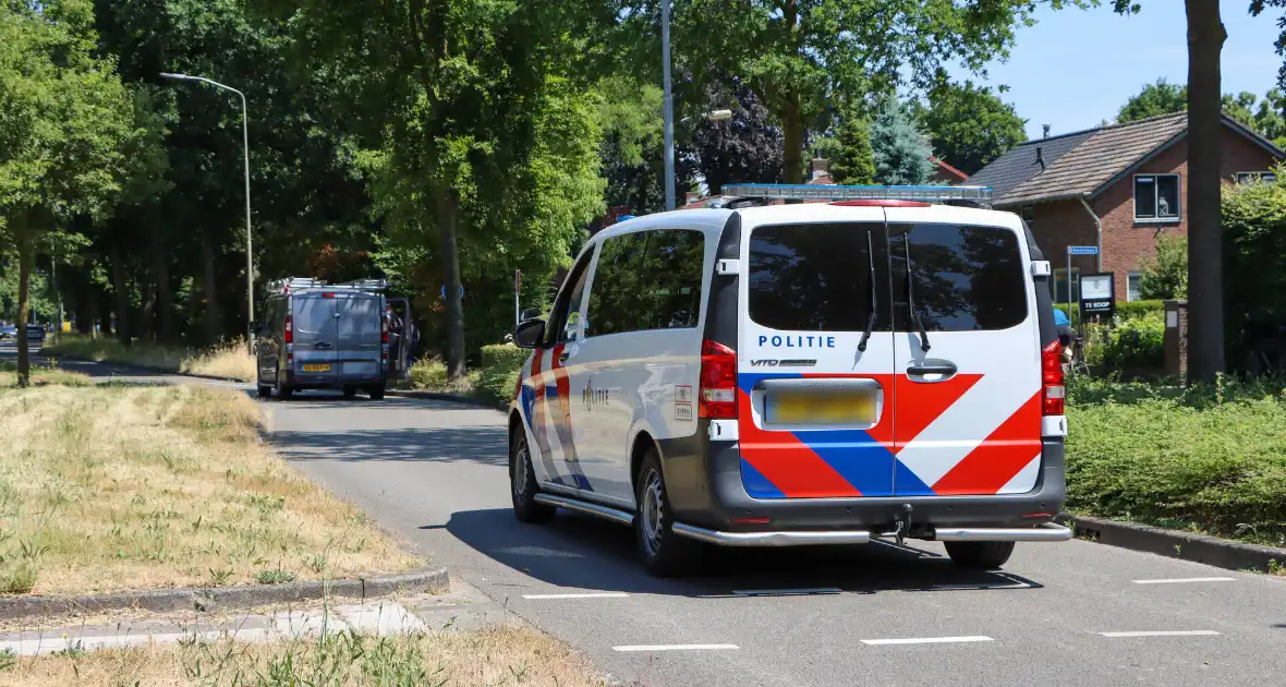 Twee fietsers in aanrijding - Foto 5