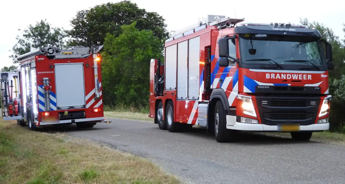 Brandweer ingezet voor paard in een sloot - Foto 4