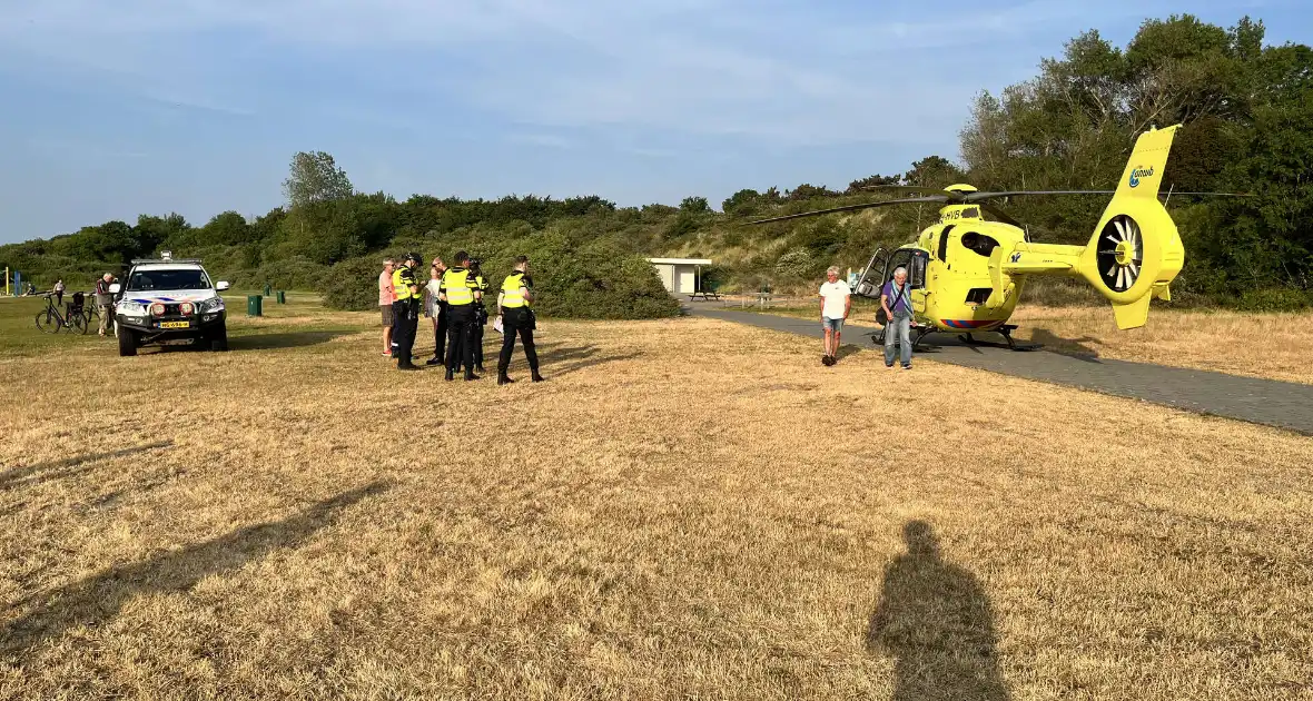 Fietser ernstig gewond bij botsing met paaltje - Foto 17