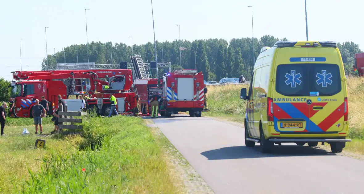 Grote brand in caravanstalling - Foto 3