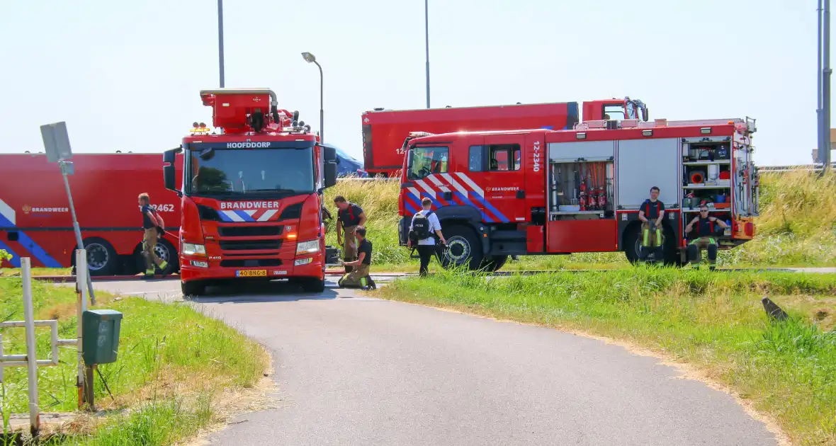 Grote brand in caravanstalling - Foto 5