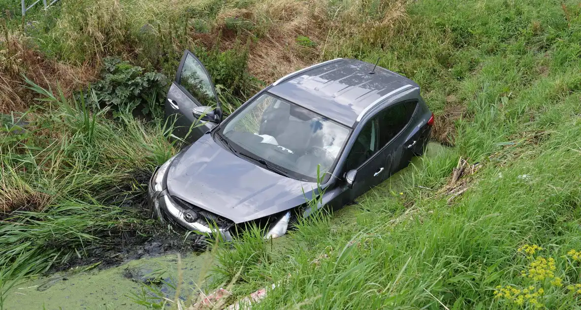 Drie gewonden bij botsing - Foto 3