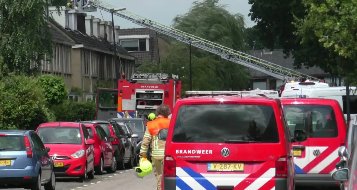 Meerdere woningen beschadigd door brand - Foto 1