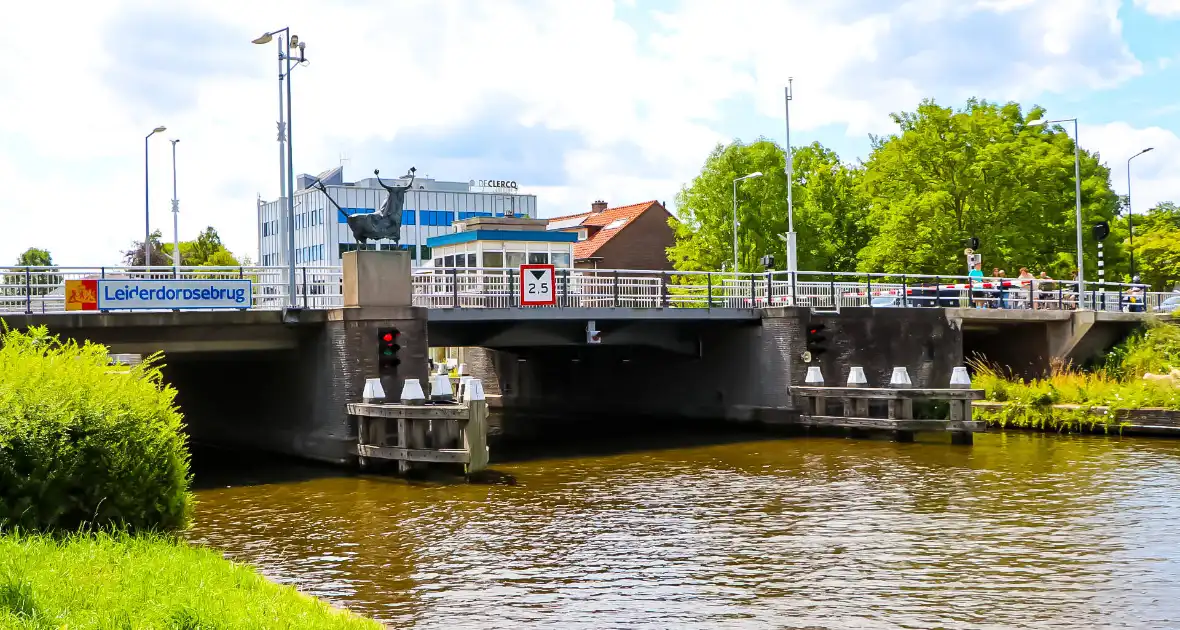 Leiderdorpsebrug in storing - Foto 1