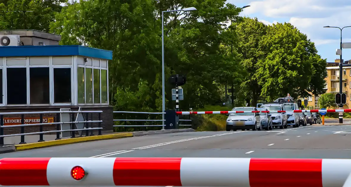 Leiderdorpsebrug in storing - Foto 6