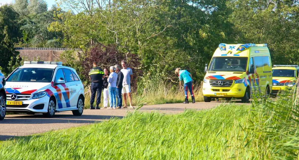 Persoon met ernstige steekwonden aangetroffen - Foto 3