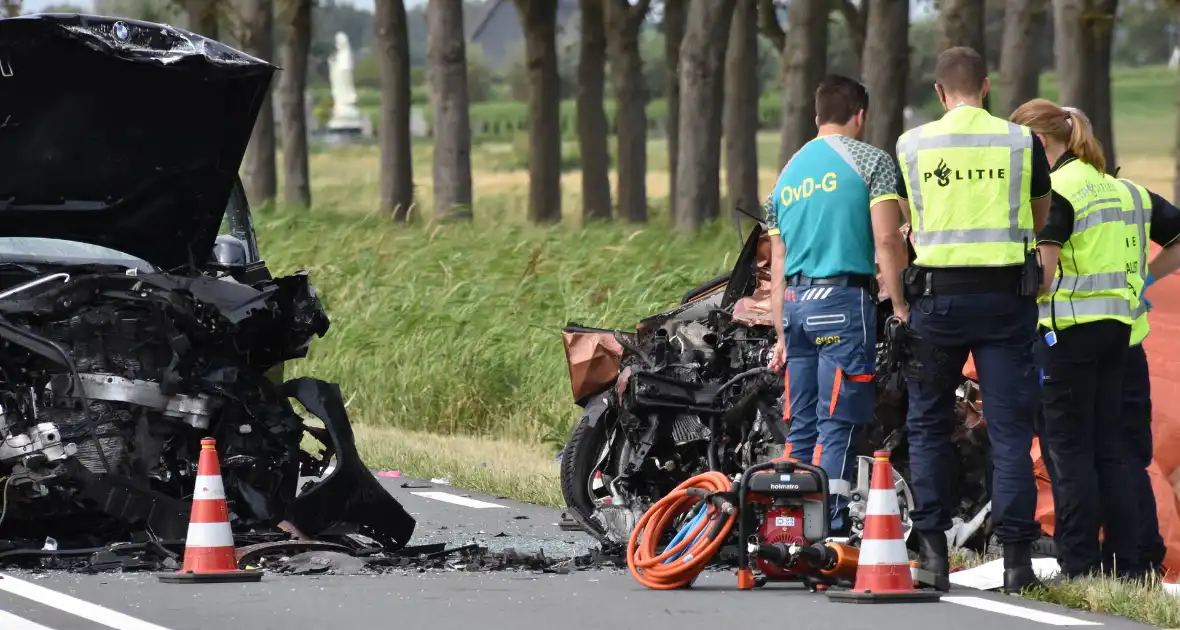 Man (48) uit Zwaag overleden na frontale botsing - Foto 2