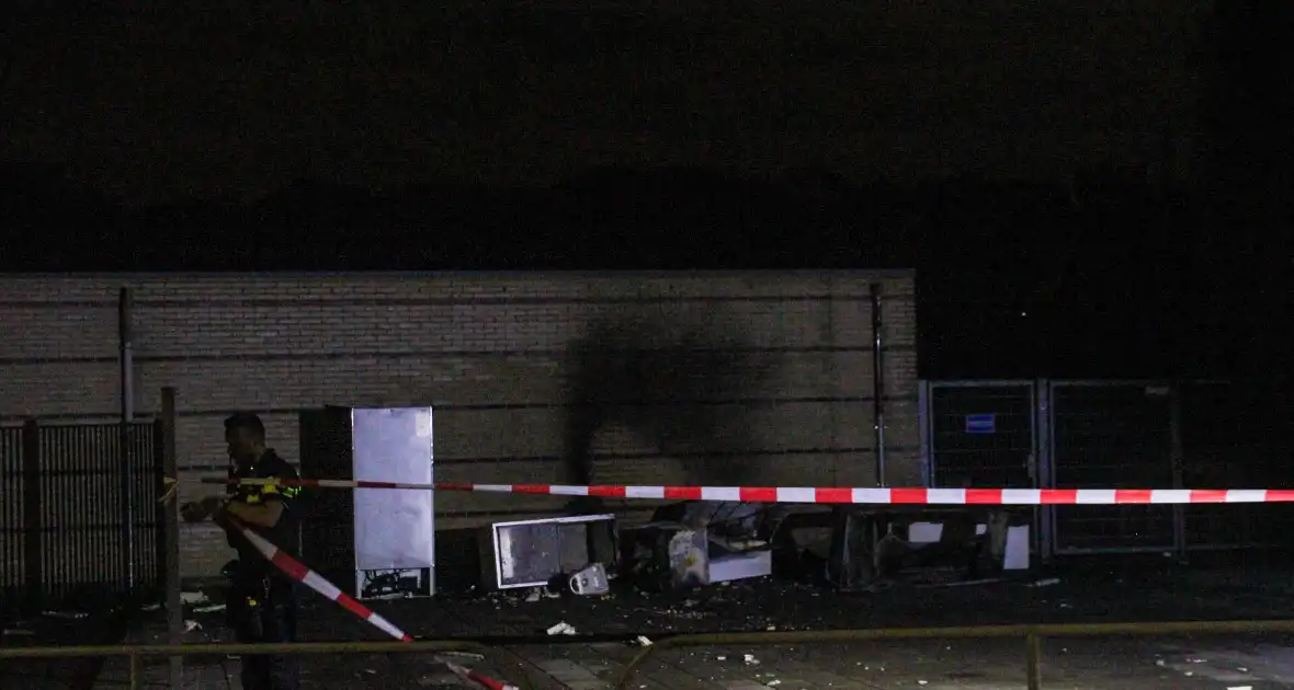 Meubilair in brand bij voetbalvereniging VV Zwaluwen - Foto 18