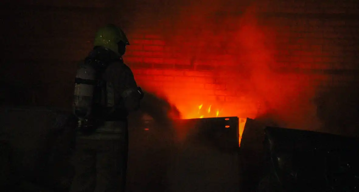 Meubilair in brand bij voetbalvereniging VV Zwaluwen - Foto 4
