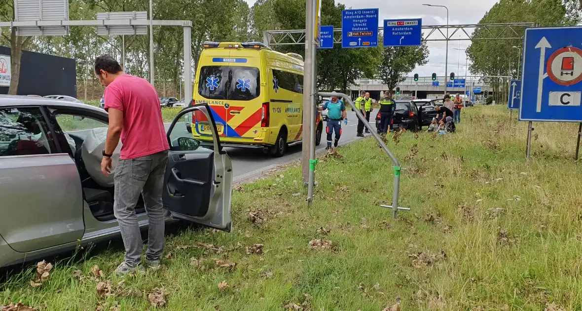 Twee aanrijdingen tegelijkertijd - Foto 2