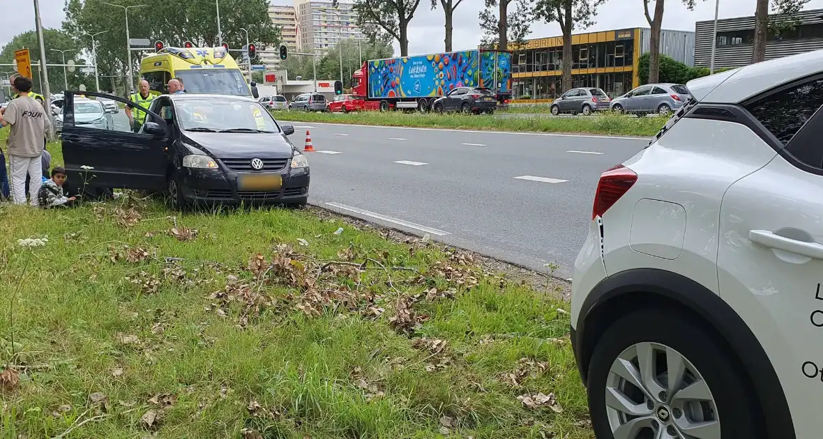 Twee aanrijdingen tegelijkertijd - Foto 3