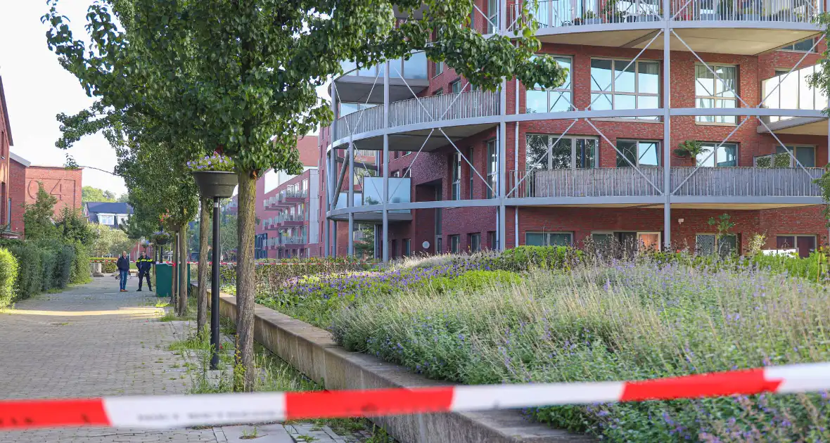 Schade na explosie bij appartementencomplex