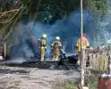 Schuur van boerderij volledig uitgebrand