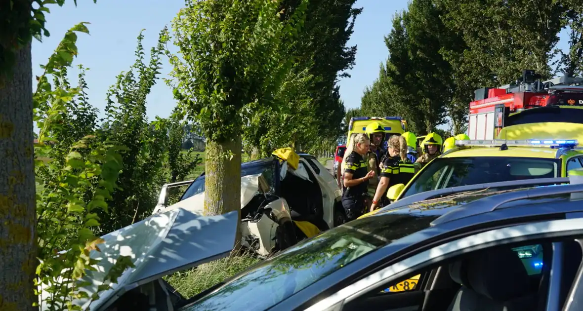Bestuurder onder invloed veroorzaakt ernstig ongeval op polderweg - Foto 7