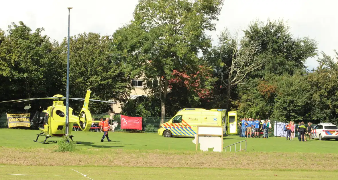 Traumahelikopter ingezet voor medische noodsituatie tijdens kaatswedstrijd