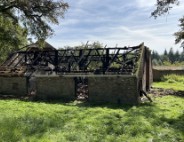 Schuur verwoest door brand
