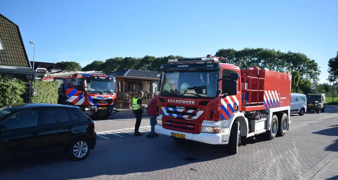 Brand bij woonwagen snel onder controle - Foto 13
