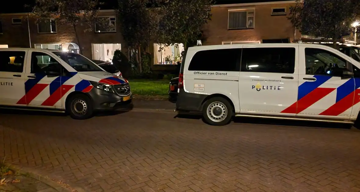 Grote politie-inzet na bedreiging met vuurwapen - Foto 8