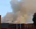 Flinke rookontwikkeling bij zeer grote brand