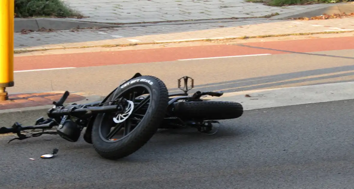 Twee Gewonden Bij Ernstig Ongeval Tussen Automobilist En Fatbike | 112 ...