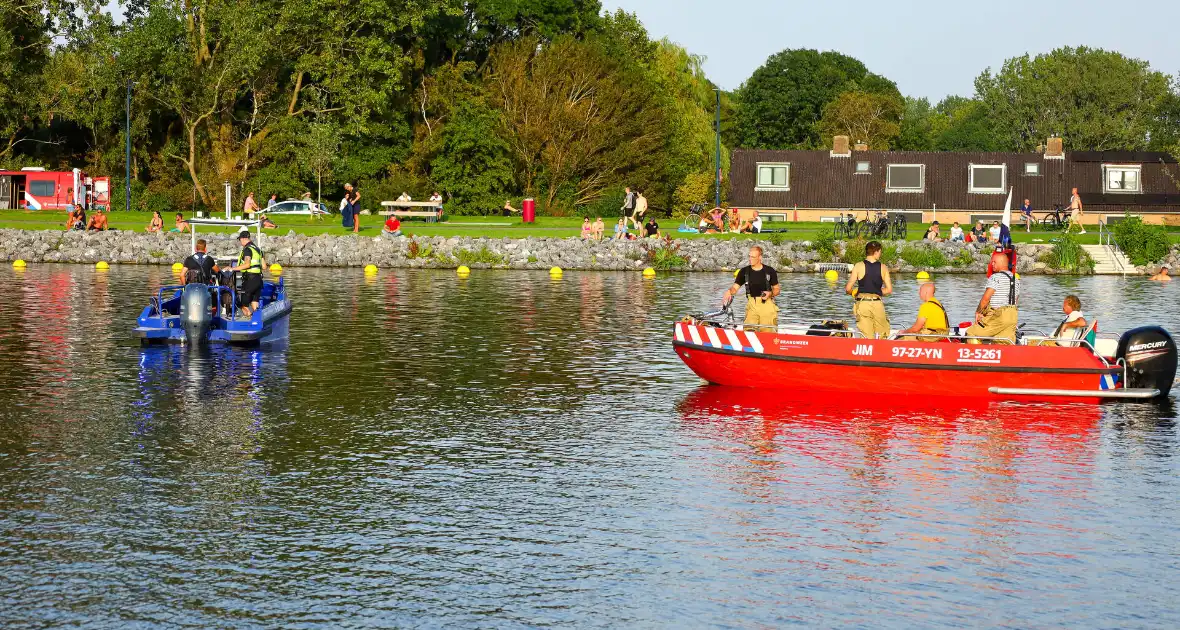 Grote zoekactie naar vermiste man in water - Foto 6