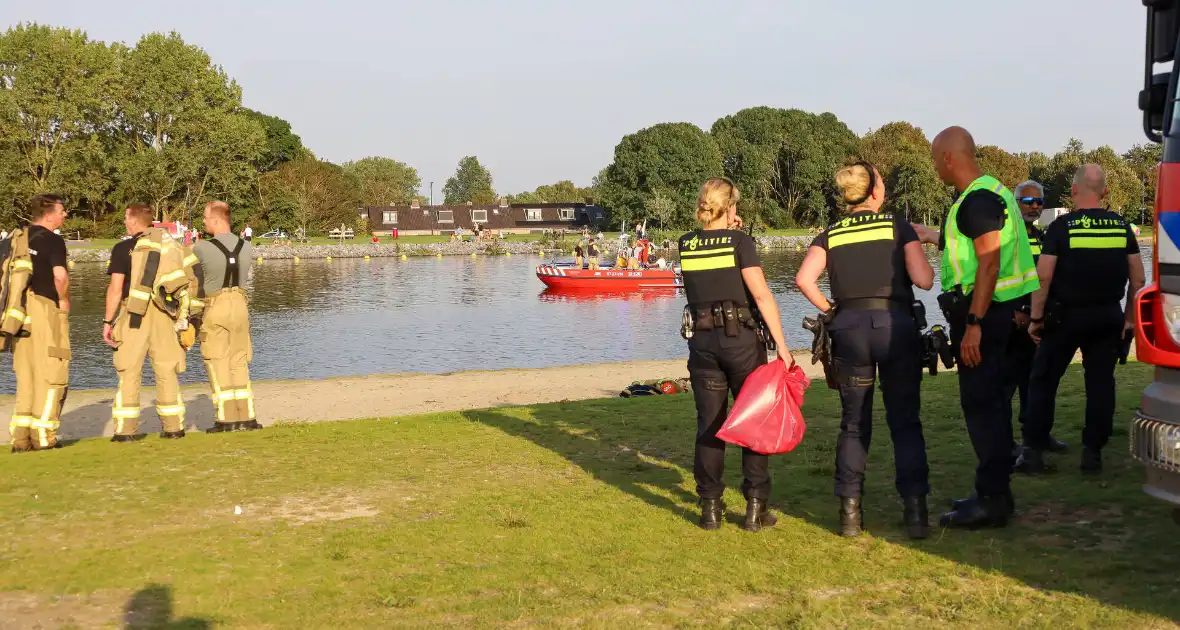 Grote zoekactie naar vermiste man in water - Foto 7