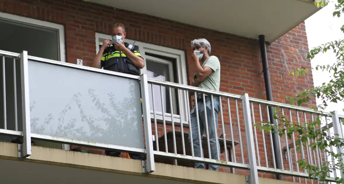 Lichaam aangetroffen in woning - Foto 15