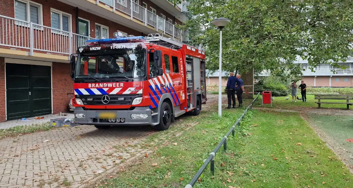 Lichaam aangetroffen in woning - Foto 3