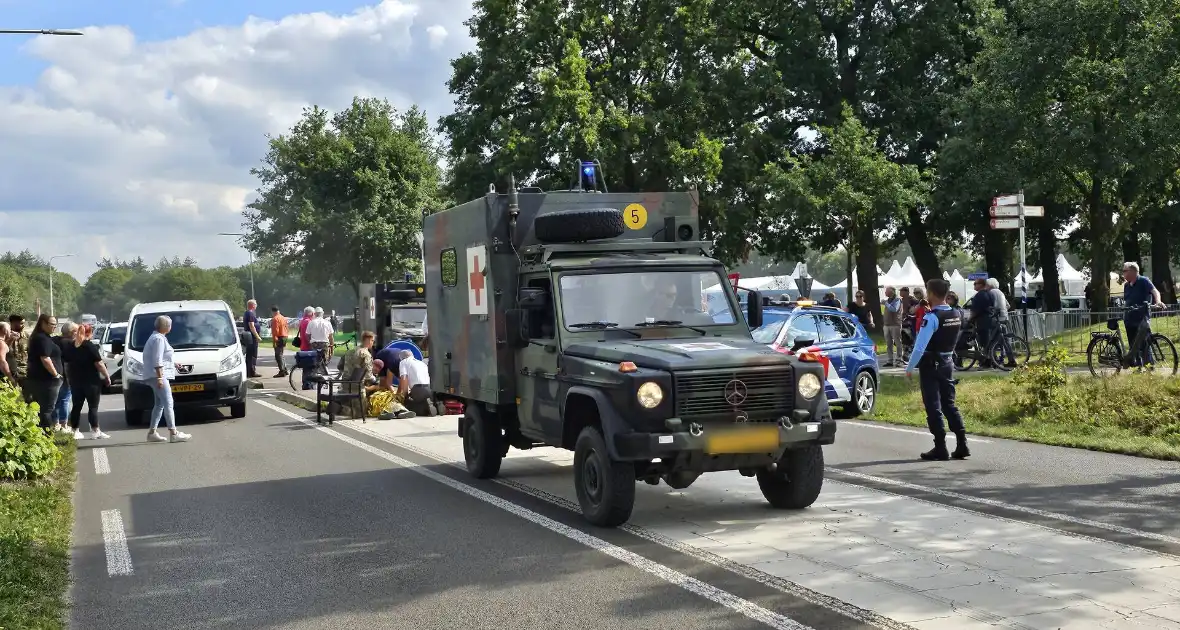 Ernstig ongeval tussen bestelbus en fietser - Foto 1