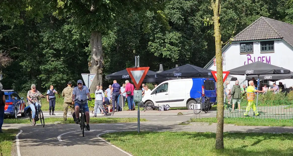 Ernstig ongeval tussen bestelbus en fietser - Foto 5