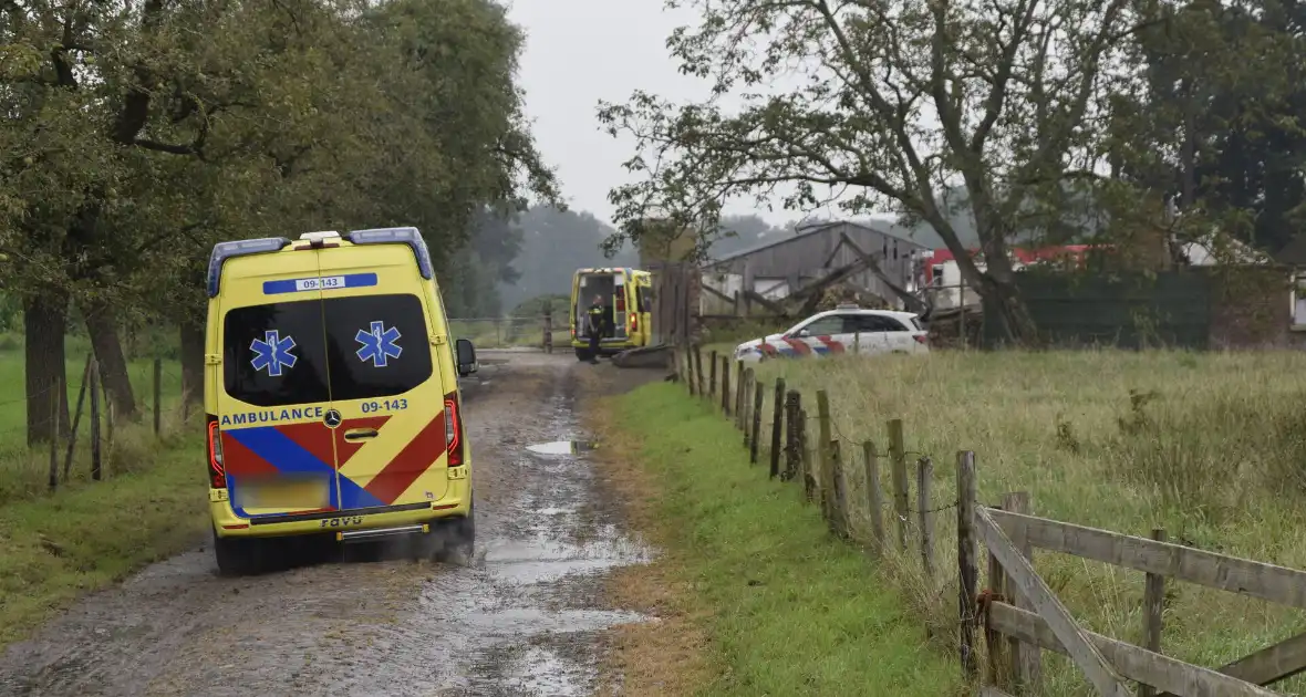 Twee gewonden bij ernstig incident bij boerderij - Foto 2