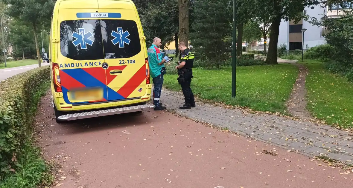 Twee fietser in botsing op fietspad - Foto 2