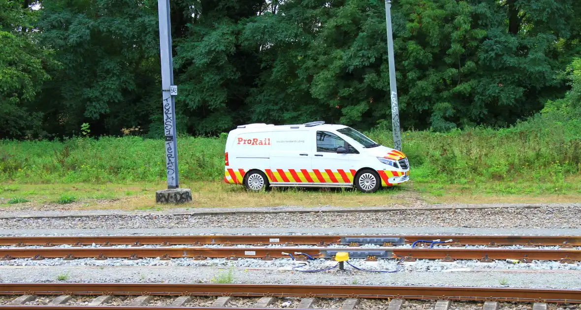 Passagiers opgesloten in defecte trein - Foto 1
