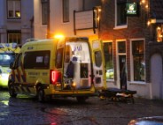 Traumateam assisteert ambulancedienst bij medische noodsituatie
