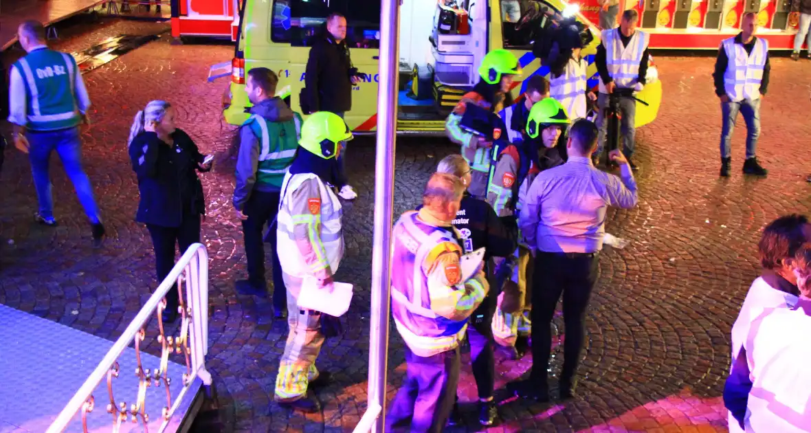 Grote brandoefening op kermis - Foto 1