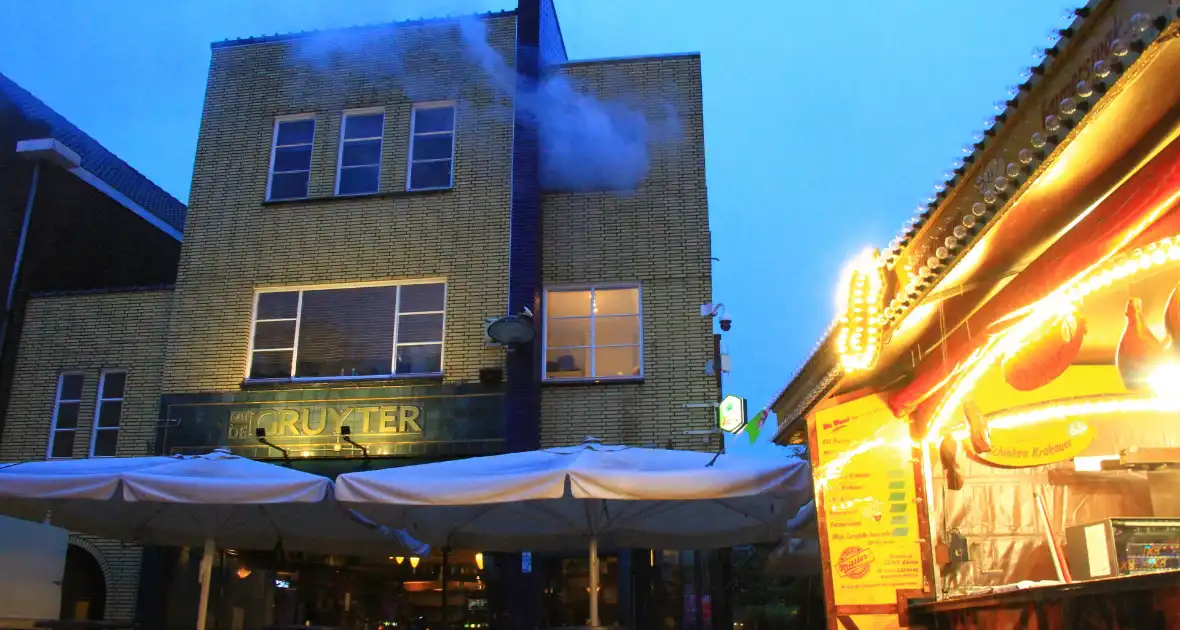 Grote brandoefening op kermis - Foto 20