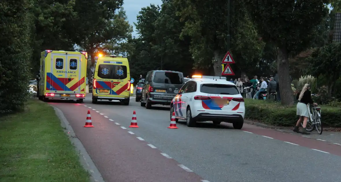 Meerdere gewonden bij botsing met auto en fietsers