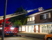 Woningen en dierenarts ontruimd vanwege schoorsteenbrand