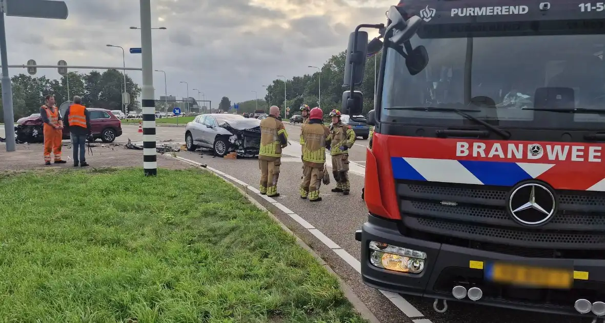 Flinke schade bij frontale botsing - Foto 7