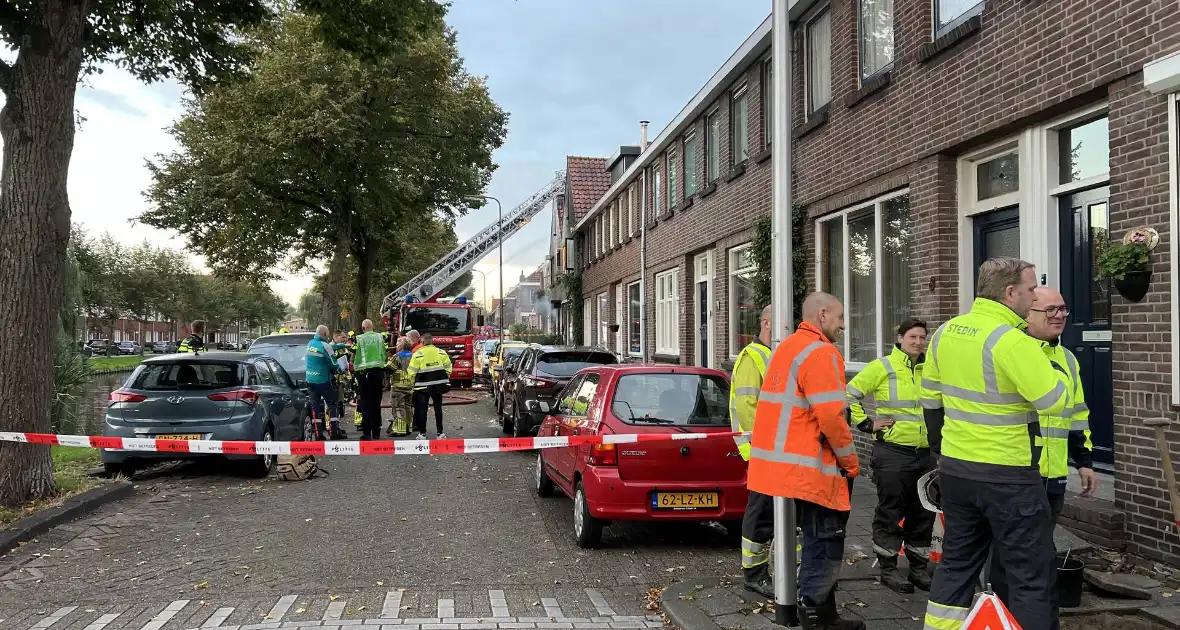 Dode en drie gewonden bij uitslaande brand - Foto 17