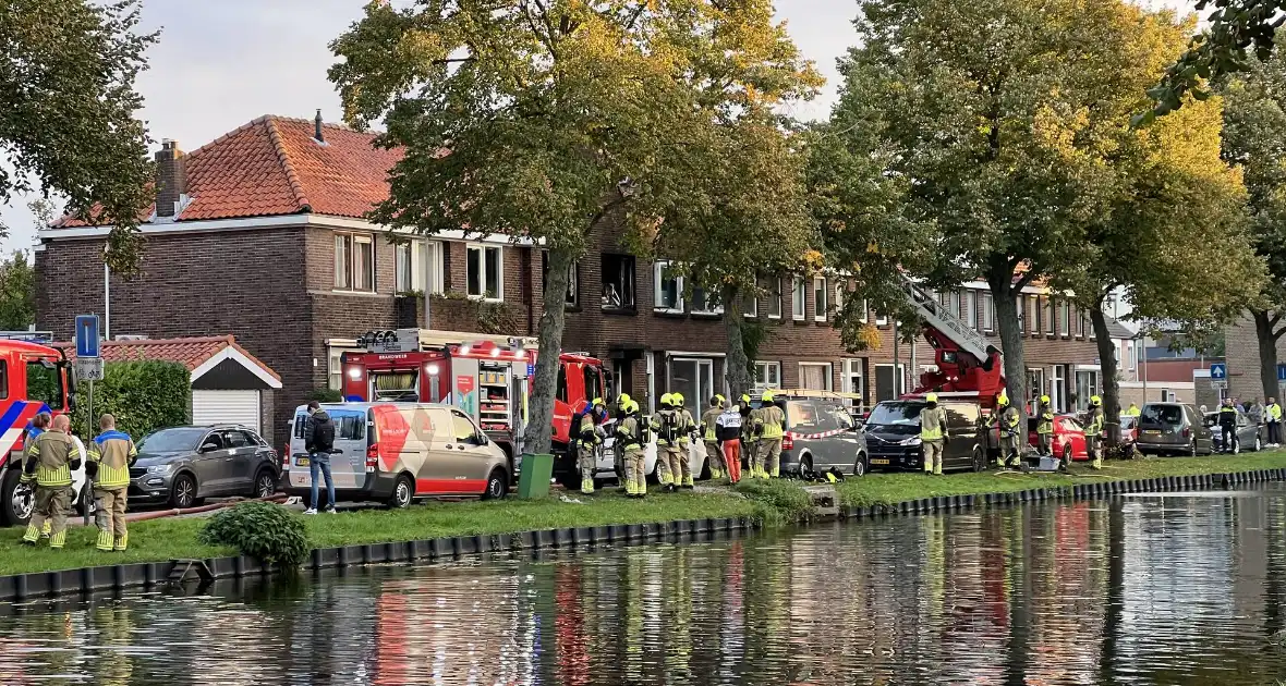 Dode en drie gewonden bij uitslaande brand - Foto 20