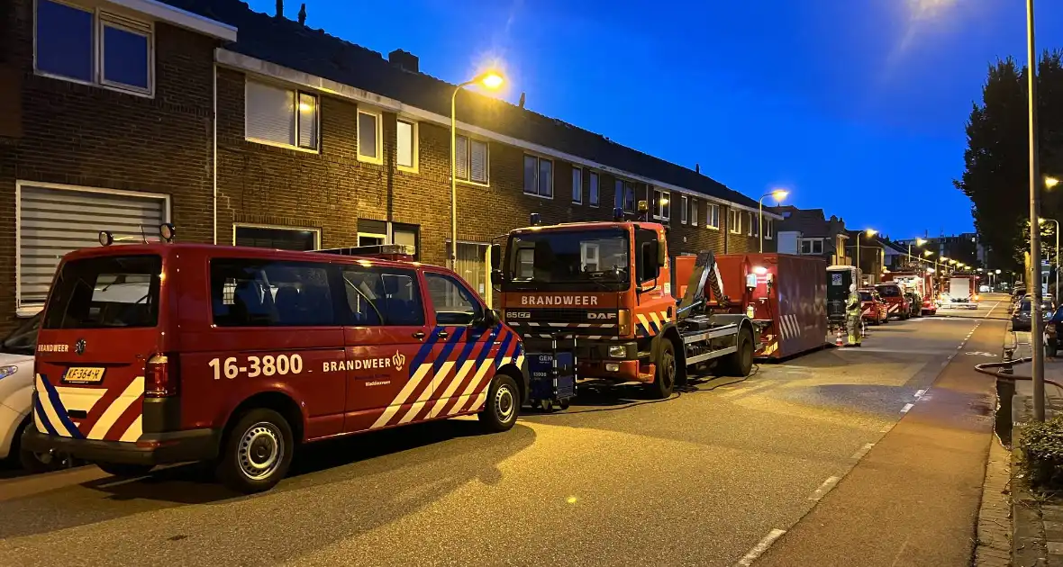 Dode en drie gewonden bij uitslaande brand - Foto 9