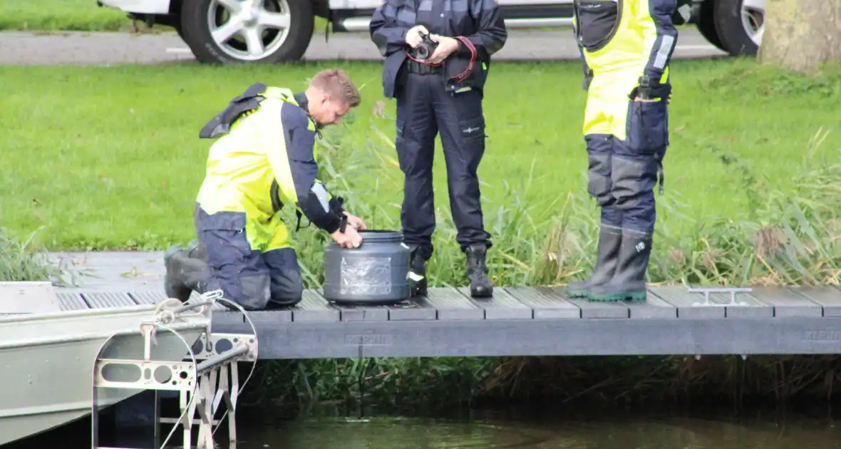 Politie zoekt water af na steekincident Bolsward - Foto 6
