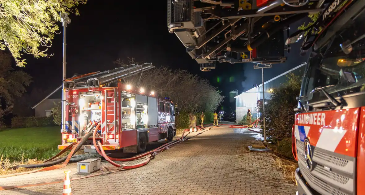 Honderden koeien gered bij uitslaande brand - Foto 8