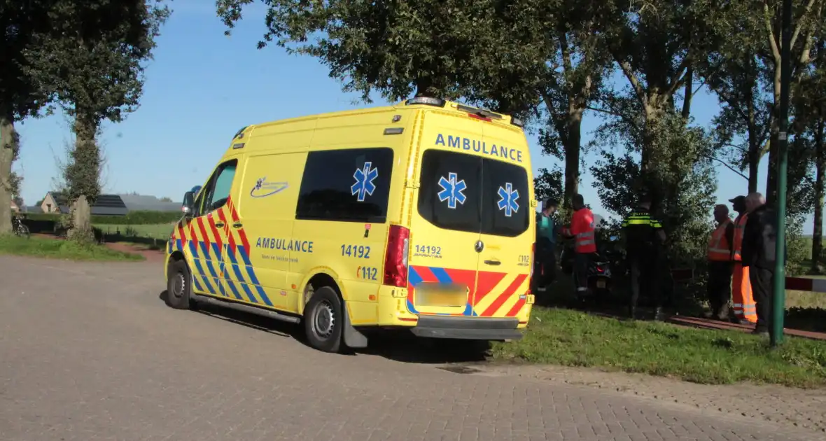 Aanrijding tussen auto en scooter - Foto 8