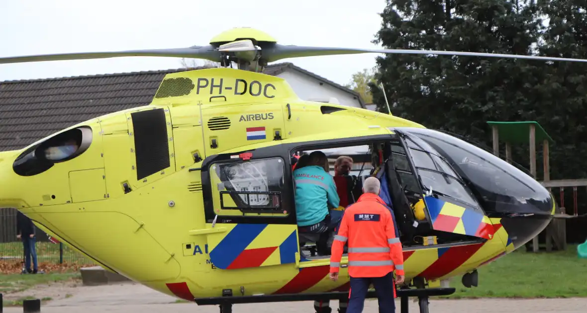 Traumateam ingezet voor medische noodsituatie in woning - Foto 6