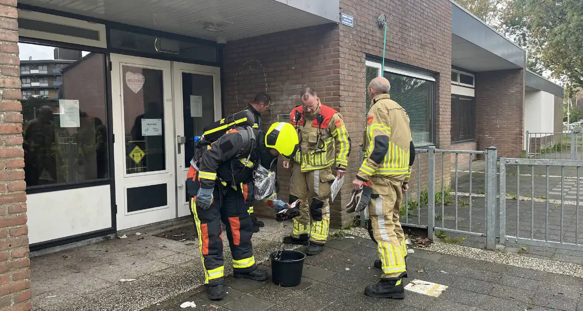 Kranten in brievenbus in brand - Foto 1